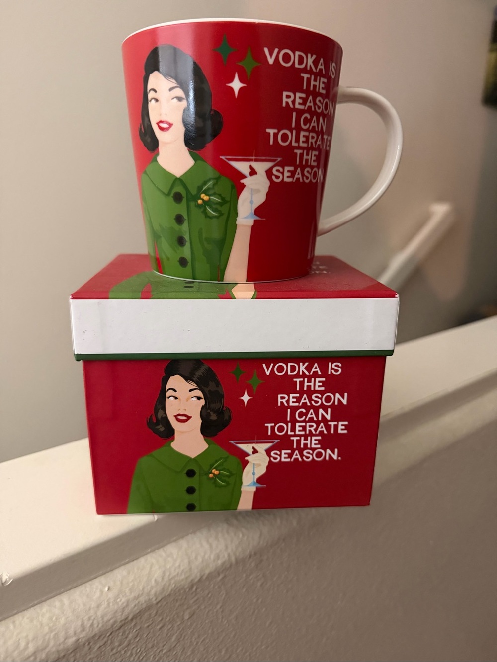 Retro Holiday Lady Ceramic Mug - Red & Green - Picture 5 of 6